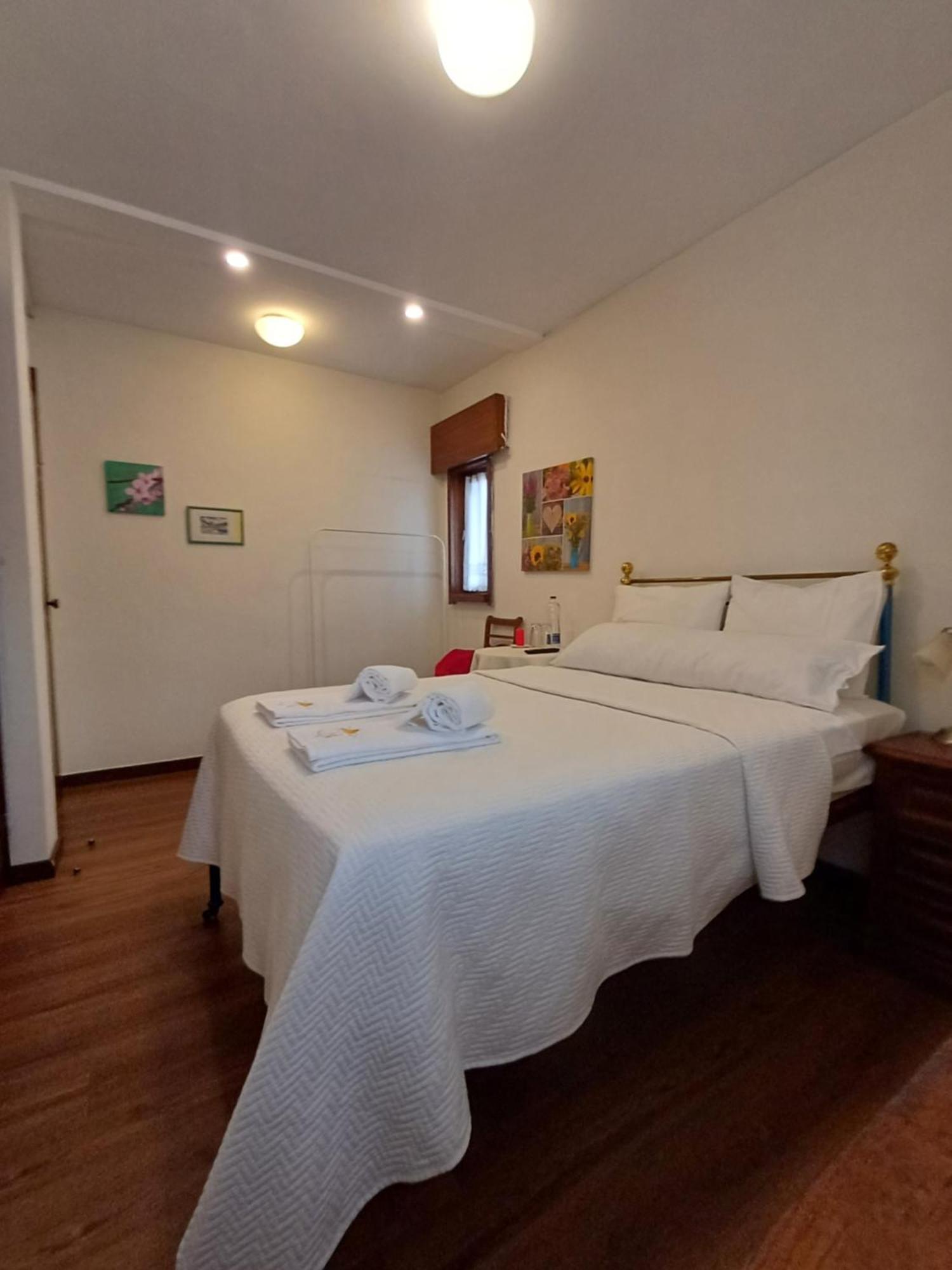 Double Room Private Bathroom